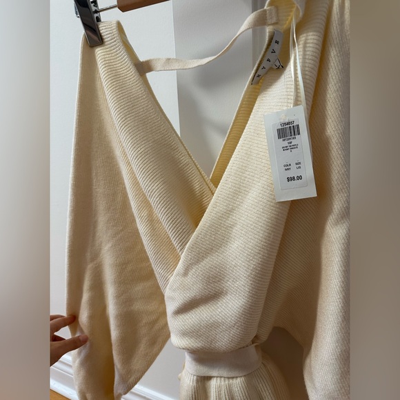 Honey Wrap Sweater (Size: Large) - Picture 3 of 10